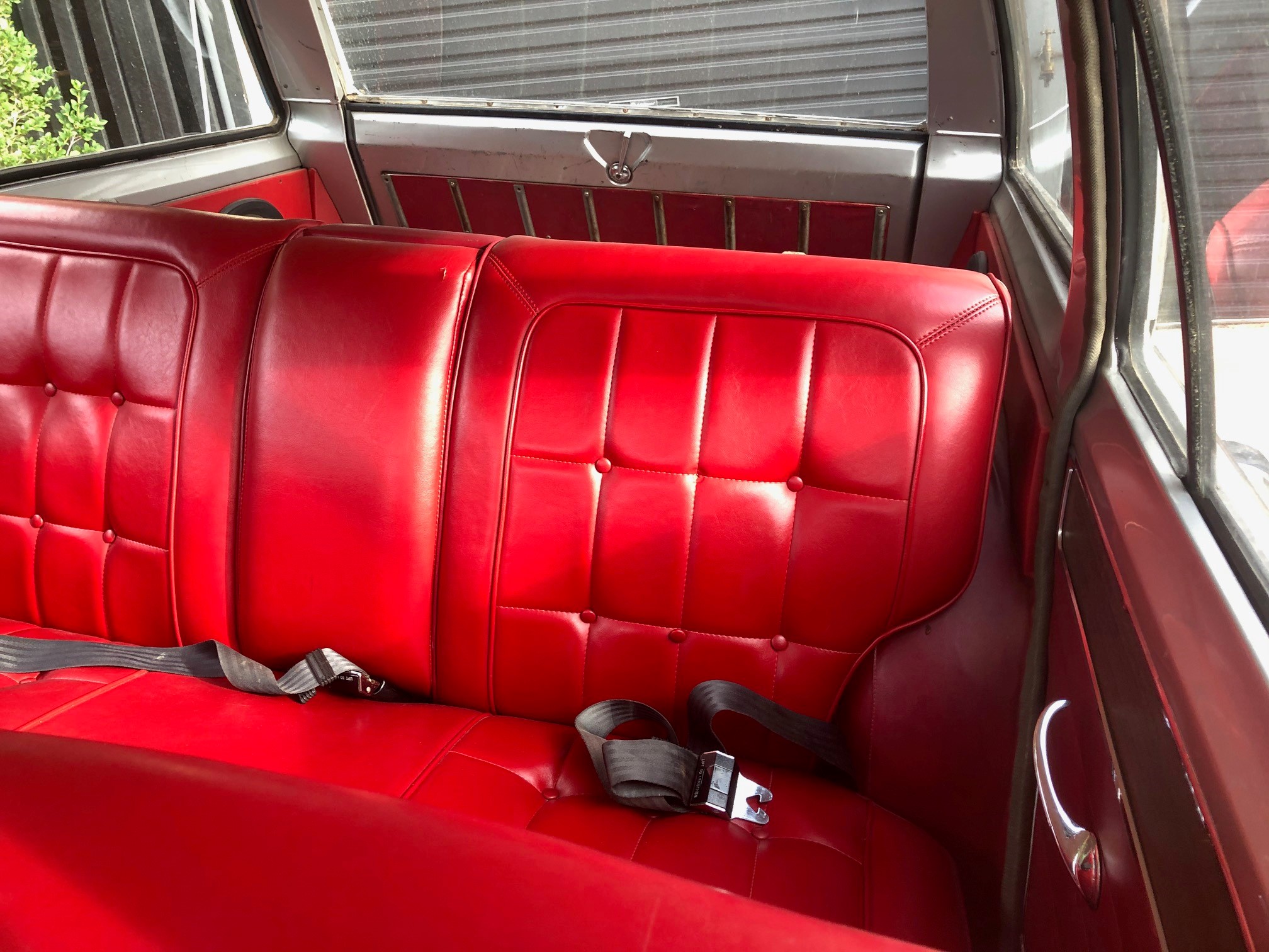 HR holden rear seat.jpg