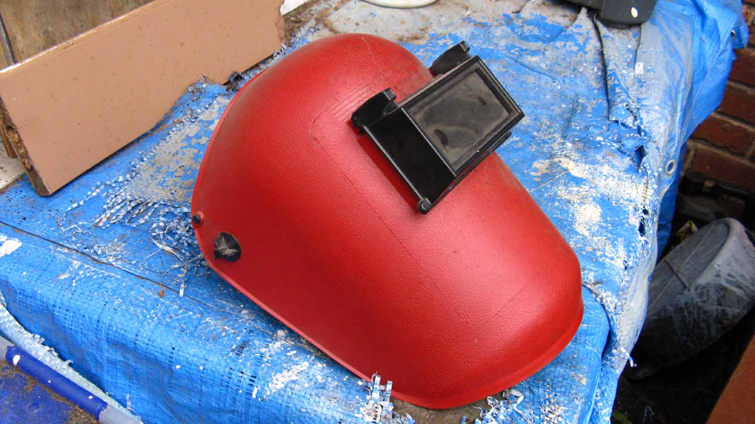 003 school helmet mail.jpg