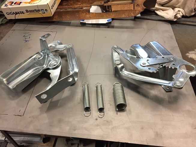 hinges.JPG
