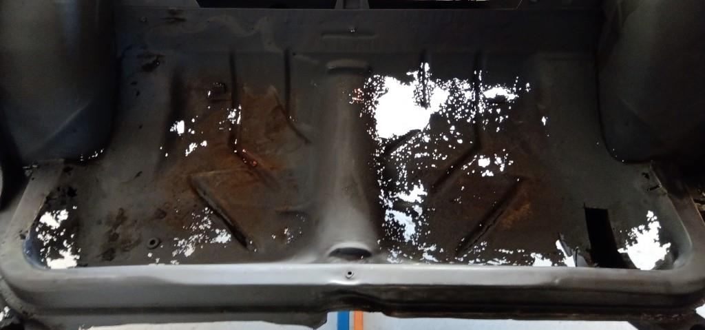 rear seat floor.jpg