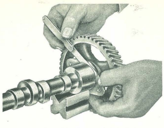 camshaft end float.png