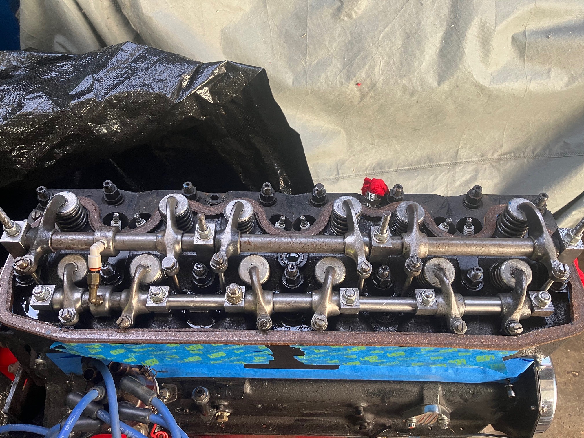 Rocker cover off.jpg