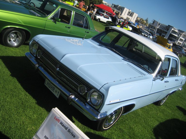 holden%20hr%20special%20-%20lhd%20-%20sold%20new%20in%20hawaii%20-%2001.jpeg