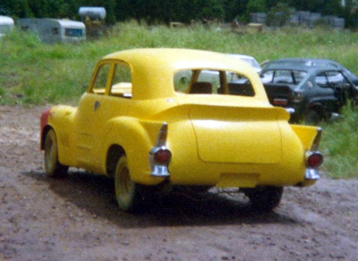 17_pig_s_fx_in_with_the_ek_taillights.jpg