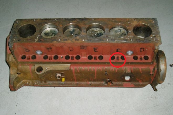 engine-new-holden-grey-short-motor-with-tags1.jpg