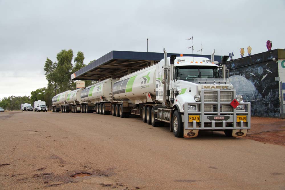 road train Wycliffe Well 002 mail.jpg