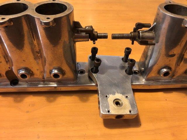 Fuel distribution plate in place close up.JPG